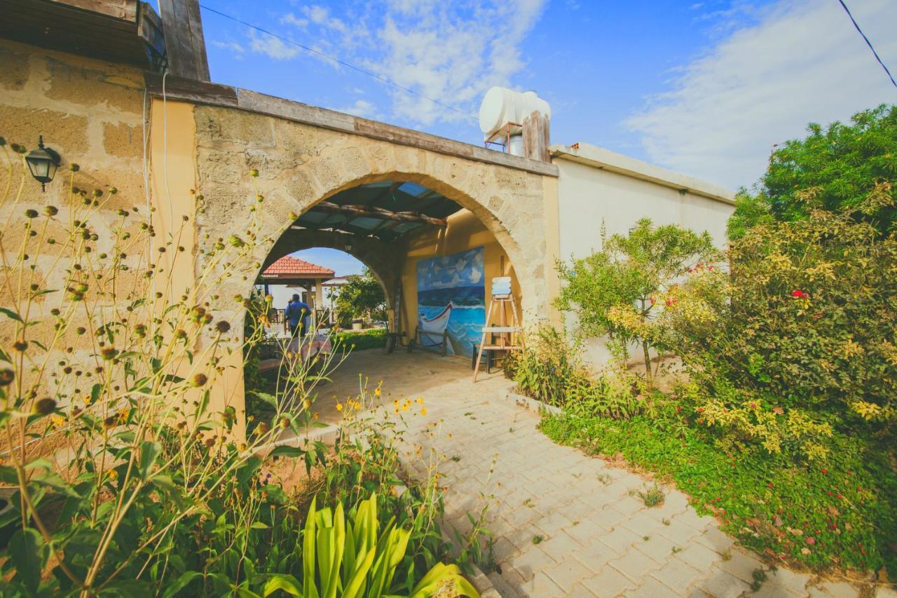 Castle Karpasia Guest House Authentic Atmosphere ! Rizokarpaso ภายนอก รูปภาพ